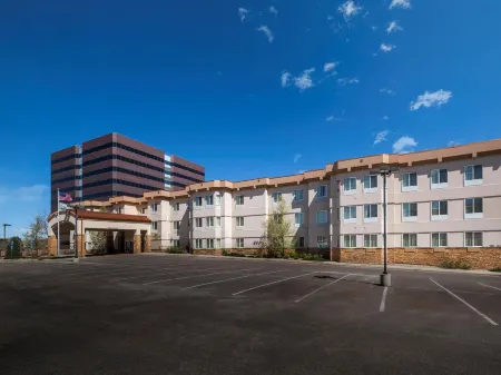 Homewood Suites by Hilton Denver West-Lakewood Отели рядом с достопримечательностью «Green Mountain»