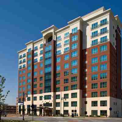 Hampton Inn & Suites National Harbor/Alexandria Area Hotel Exterior