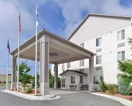 Comfort Inn and Suites فنادق في ريفرتون