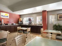 Days Inn & Suites by Wyndham Rancho Cordova Hotels in Rancho Córdova