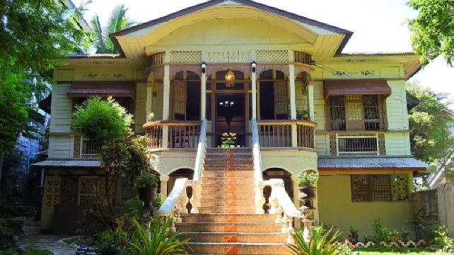 綠洲巴里利傳統小屋