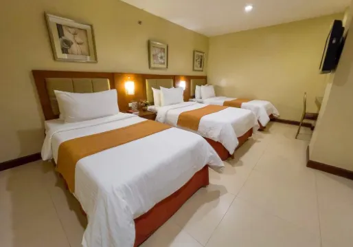 Royal Garden Hotel Hotels in Misamis Occidental