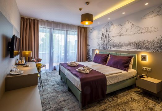 1. 실버린 레이크 ..