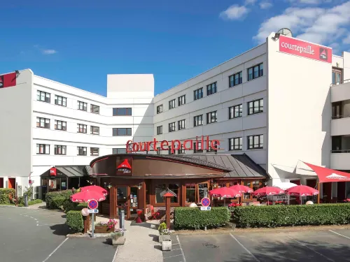 Ibis Poitiers Sud - Baarit