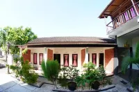 Watukarung Sackstone Guesthouse
