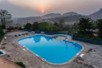 Godavari Village Resort - piscina