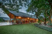 Amakhosi Safari Lodge & Spa