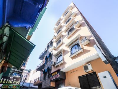 Hotel Gopi Vallabh