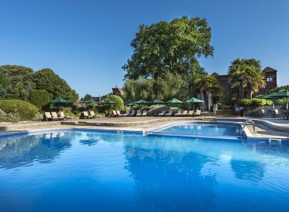 Macdonald Elmers Court Hotel and Resort