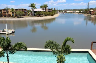 Saltwater Villas - Pet Friendly Accommodation Hotels in Mooloolaba