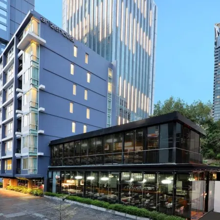 Arize Hotel Sukhumvit Отели рядом с достопримечательностью «Ваттана»