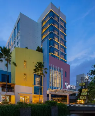 ARTOTEL TS Suites Surabaya Hotels near Surabaya Zoo
