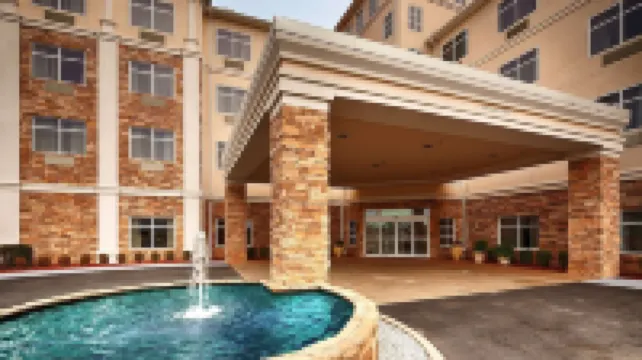 เบสท์เวสเทิร์นพลัส โรสซิตี้ คอนเฟอเรนซ์เซ็นเตอร์ อินน์ โรงแรมในโธมัสวิลล์