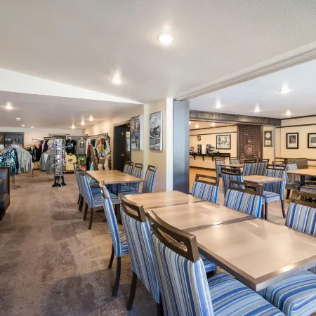 Best Western Golden Spike Inn  Suites