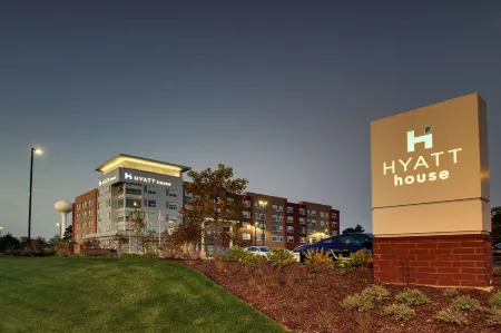 Hyatt House Oak Brook