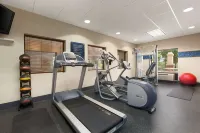 Hampton Inn & Suites Manchester-Bedford - Fitnessstudio