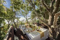Park Hyatt Maldives Hadahaa - Pools