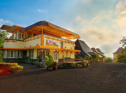 Ciptaningati Hotel