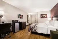 Red Roof Inn & Suites Knoxville East - 2-Sterne