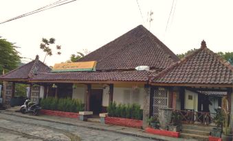 New Kawi Guest House