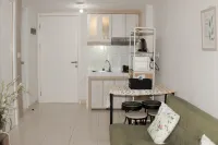 Minimalist and Comfort 2Br at Springlake Summarecon Bekasi Apartment by Travelio - Apartments