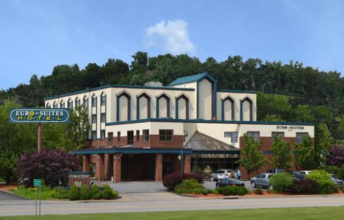 Euro-Suites Hotel