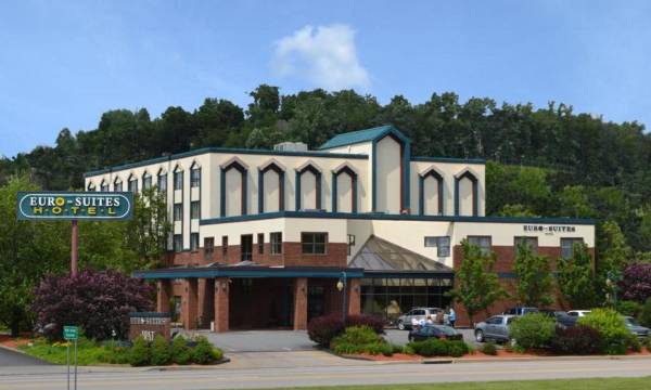 Euro-Suites Hotel