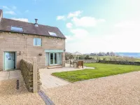 Old Hall Cottages Hotels in Mayfield