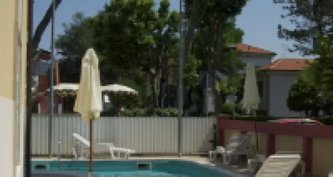 阿隆裡米尼飯店