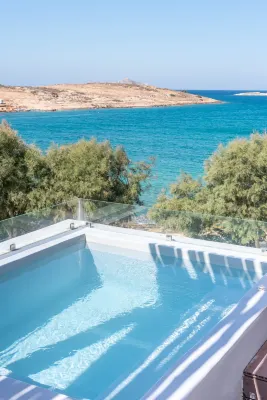 Paros Comfy Suites Hotels in Ambelas