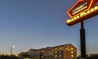 WoodSpring Suites Conroe