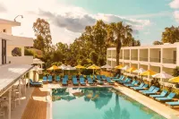 Nasos Hotel & Resort - 3-Star