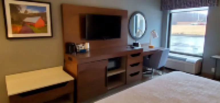 Hampton Inn Hillsville
