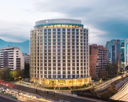 DoubleTree by Hilton Santiago Kennedy Hotels in Santiago