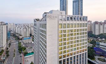 Staz Hotel Premier Dongtan