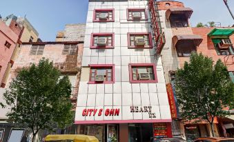Capital O 81392 City Sighn