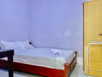 Griya Asri Syariah Mitra RedDoorz Hotels in Genteng