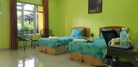 Penawar Inn Hotels in Kupang