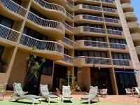 Hillcrest Apartment Hotel (Formerly Central Hillcrest Apartments) Hotels in South Brisbane
