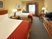 Holiday Inn Express & Suites Magnolia-Lake Columbia Hotels in Magnolia