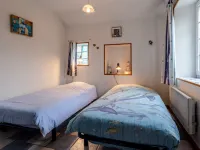 Les Lutins Hotels in Commes