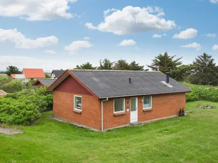 "Dværg" - 350m from the Sea