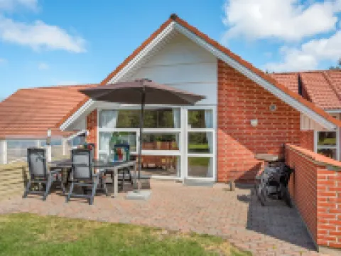 "Swening" - 2.1km from the Sea