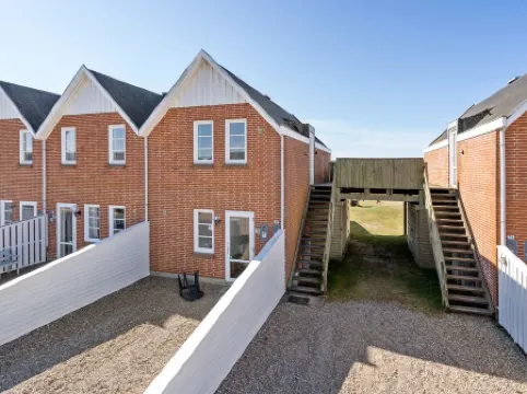 "Iohannes" - 2.3km from the Sea