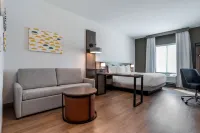 Comfort Inn & Suites Panama City Beach - Pier Park Area Hotels in Laguna Beach