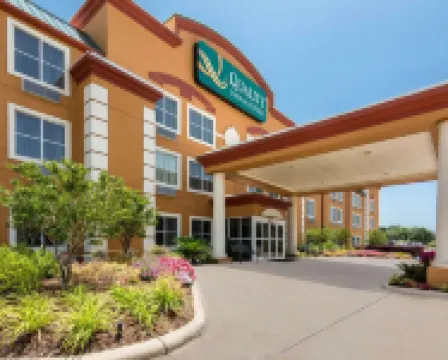 Quality Inn & Suites