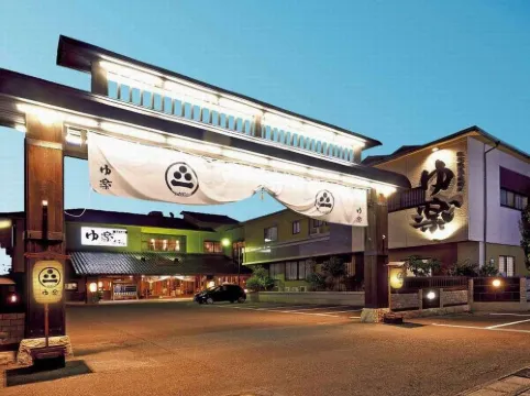 Yuraku Hotel