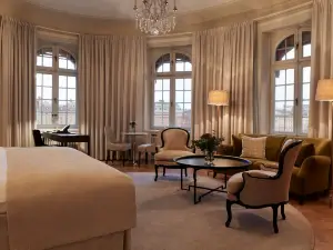 Hotel Diplomat