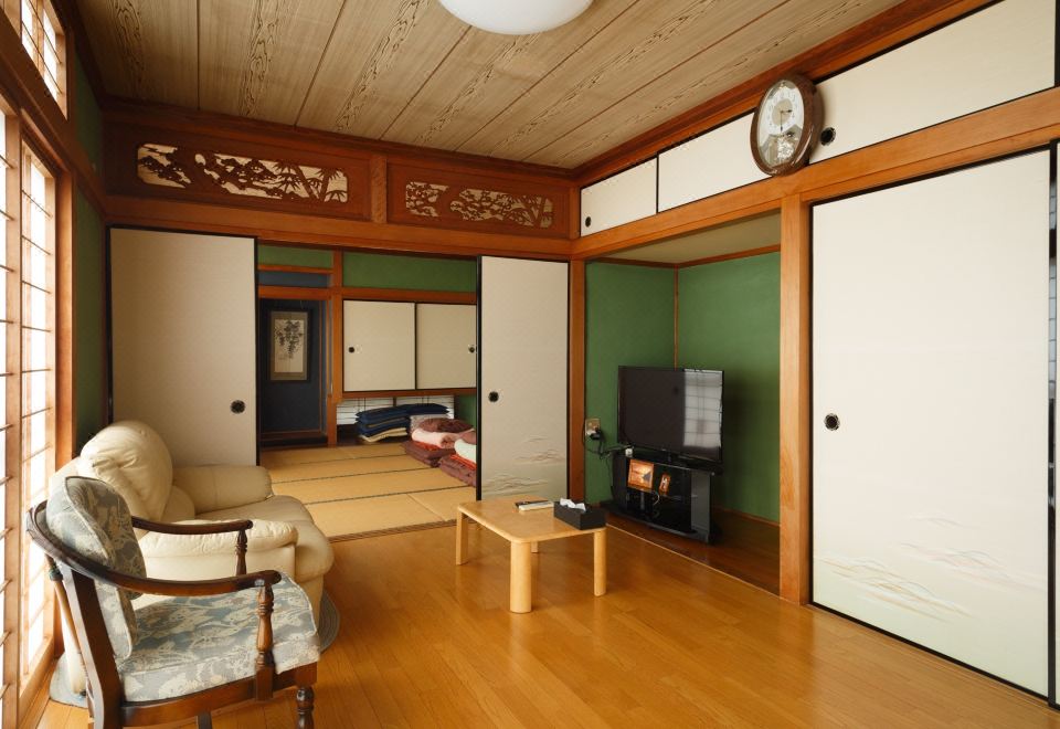 2. Sakitsu ..
