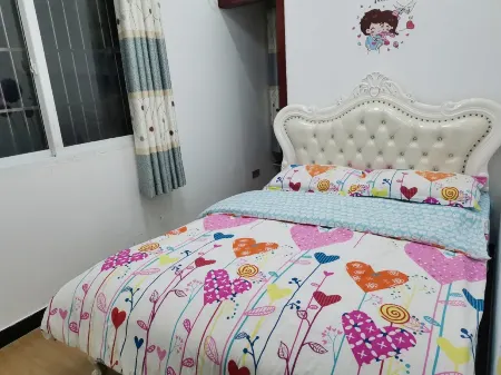 Wushan County Xiajiang Homestay Отели рядом с достопримечательностью «Daning River Ancient Plank Road Relic Site»